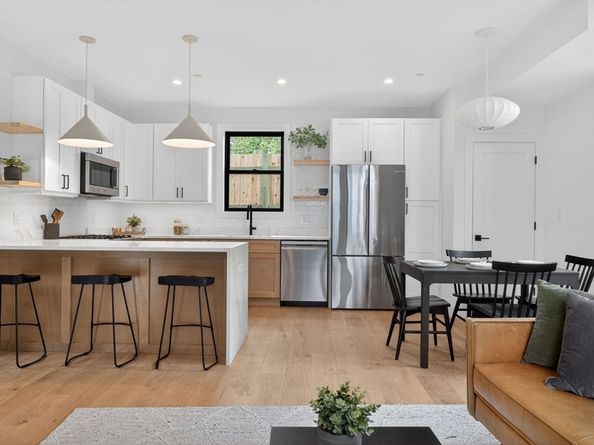 22 Spring Hill Terrace 22, Somerville MA 02143