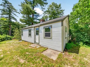 13 Woodland Drive