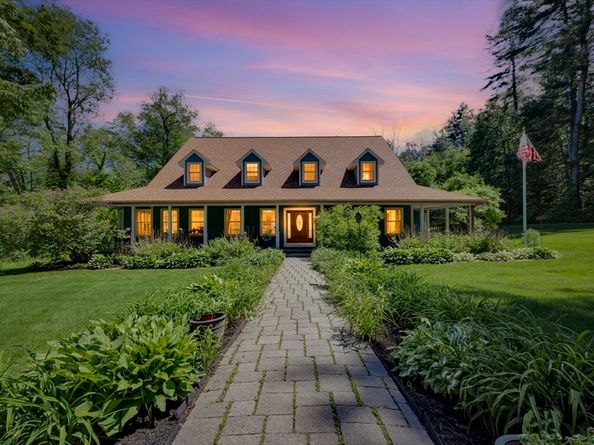 196 Brigham Hill Rd, Grafton MA 01536