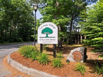 55 Tall Oaks Dr