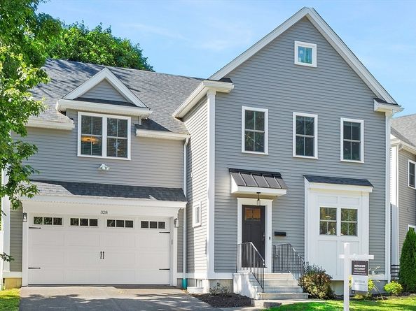 328 Village St 328, Medway MA 02053