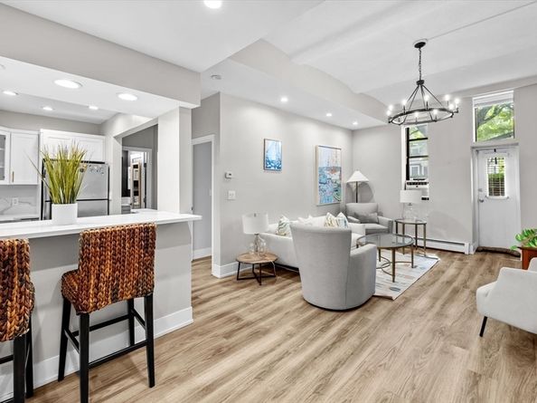 60 Gibson St 104, Boston MA 02122
