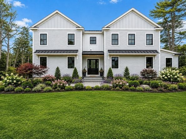 1 Ledge Brook Drive, Northborough MA 01532