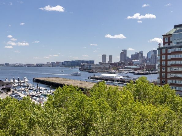42 8th Street 5525, Boston MA 02129
