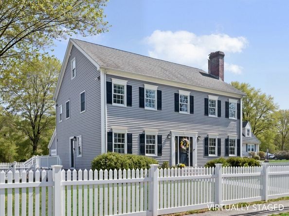 197 Smith Street, Waltham MA 02451