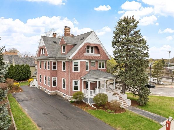 19 Putnam St, Newton MA 02465