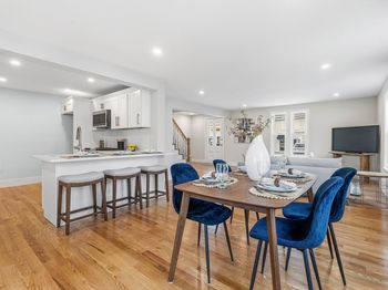 8 Hammatt St