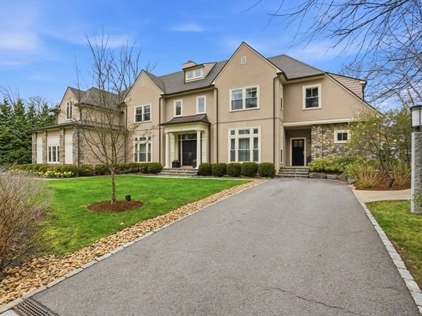 15 John Poulter Road, Lexington MA 02421