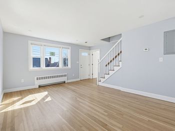185 Suffolk Ave
