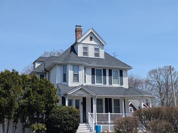 279 Main St