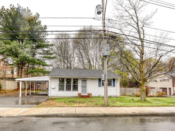 81 Marlborough Rd, Salem MA 01970