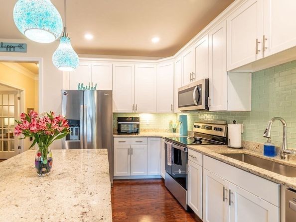 230 Martins Landing 102, North Reading MA 01864