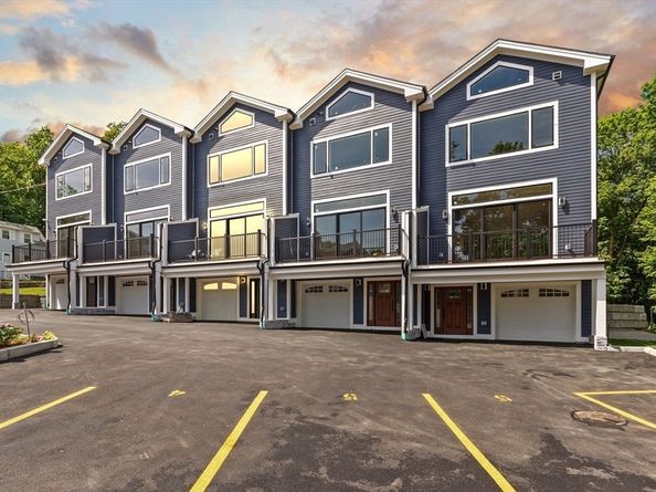 53 Packards Ln 3, Quincy MA 02169