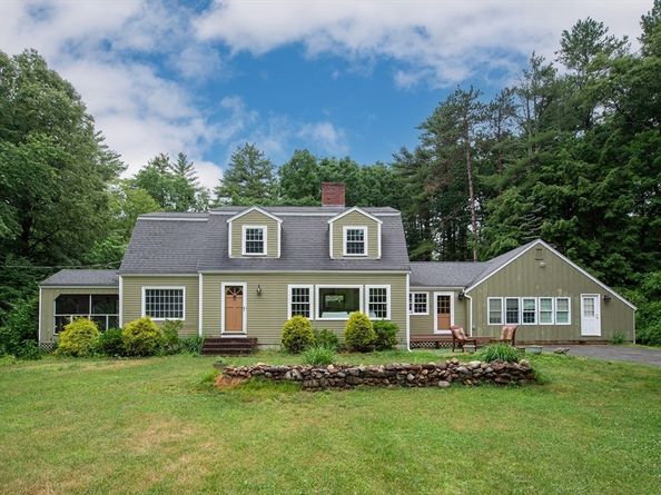 2 Pinehurst Dr, Boxford MA 01921