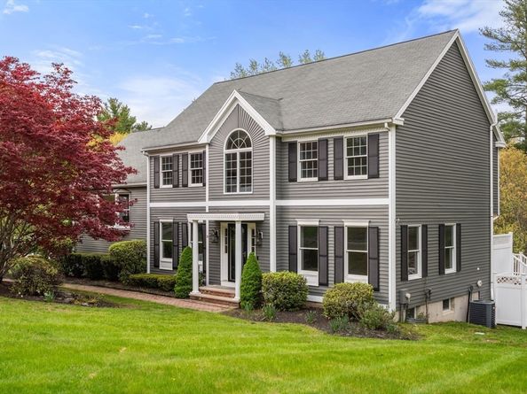 16 Kings Row, North Reading MA 01864