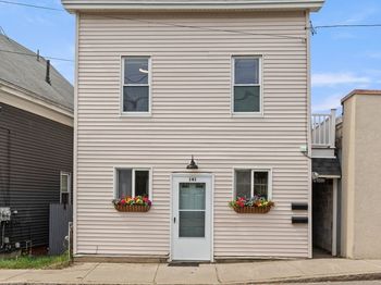 141 Prospect St