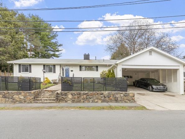 82 Cornell Rd, Marblehead MA 01945