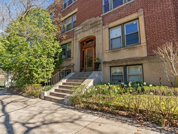 127 Winthrop Rd 6A, Brookline MA 02445