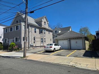 73 Francis St