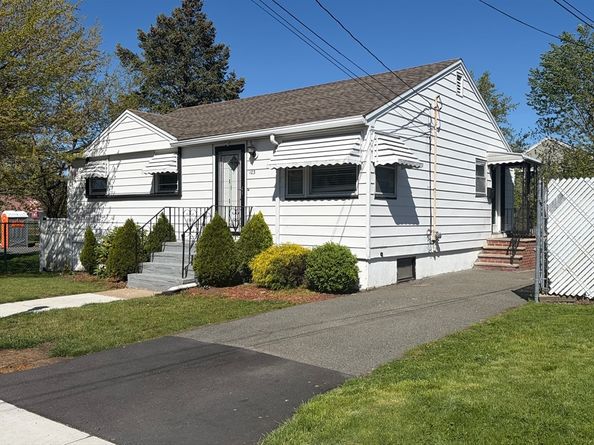 103 Cary Ave, Revere MA 02151