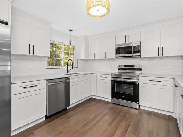 300 Jon Dr, Brockton MA 02302