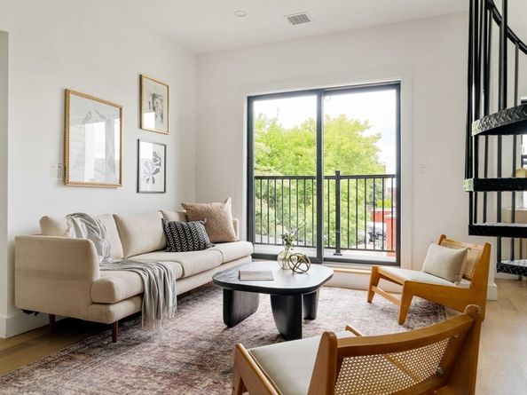 95 Addison Street 308, Boston MA 02128