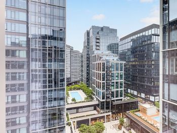 133 Seaport Blvd
