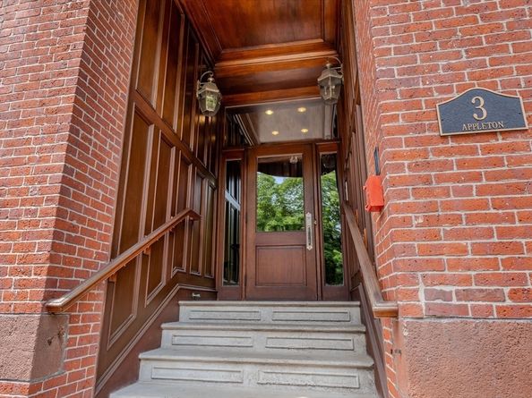 3 Appleton St 505, Boston MA 02116