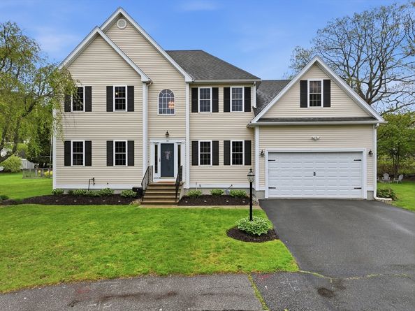 30 Wright Dr, Marlborough MA 01752