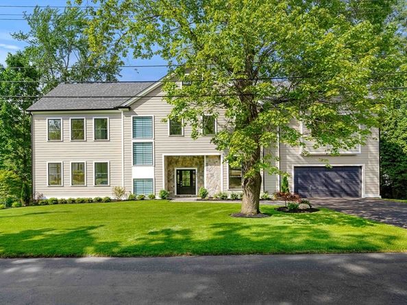 22 Wyman Rd, Lexington MA 02420