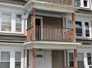 21 Wildwood St
