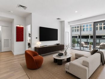 375 Canal St