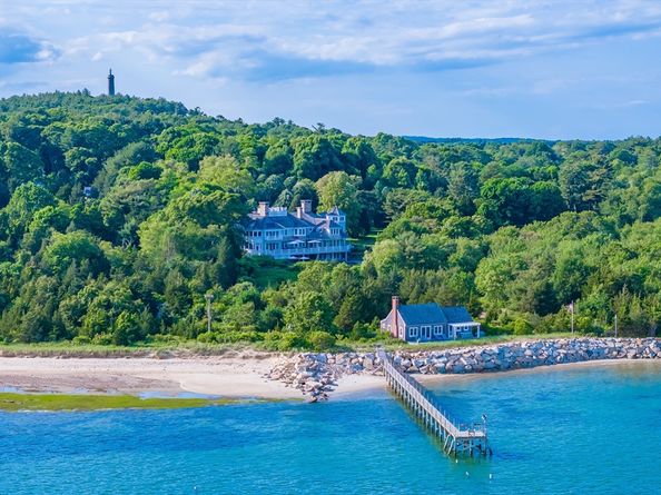 000 Standish Street, Duxbury MA 02332