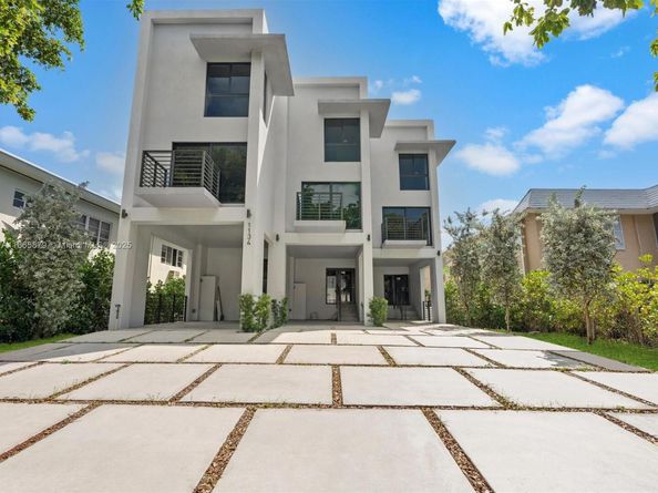 1134 71st St, Miami Beach FL 33141