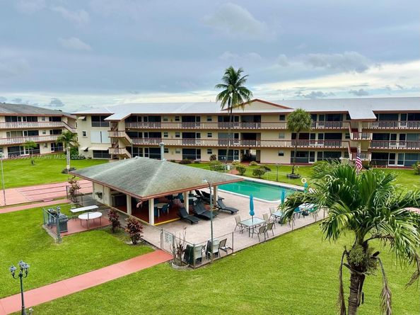 5300 Washington St N318, Hollywood FL 33021