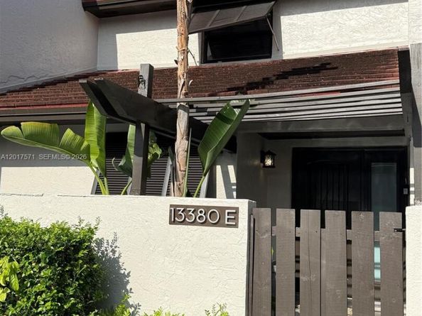 13380 SW 91st Ter E, Miami FL 33186