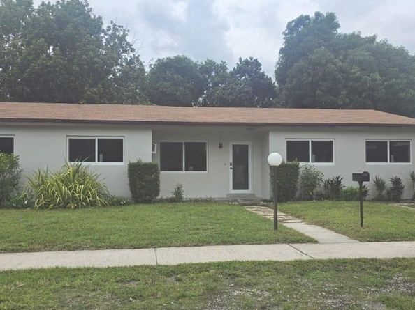1340 NW 133rd St, Miami FL 33167