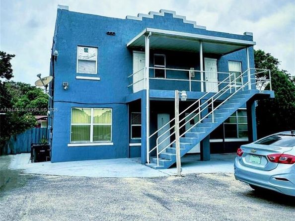 1821 NW 33rd St, Miami FL 33142