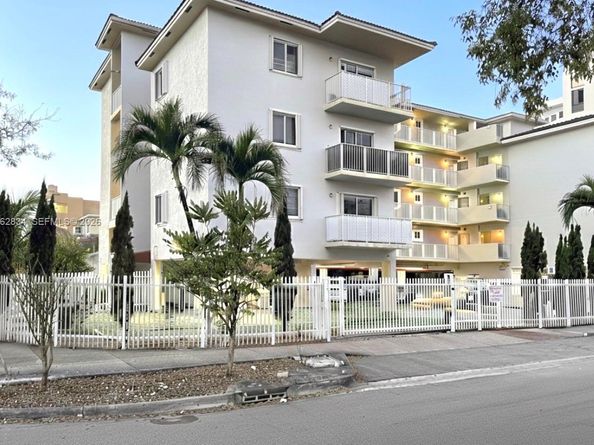 134 SW 7th Ave 404, Miami FL 33130