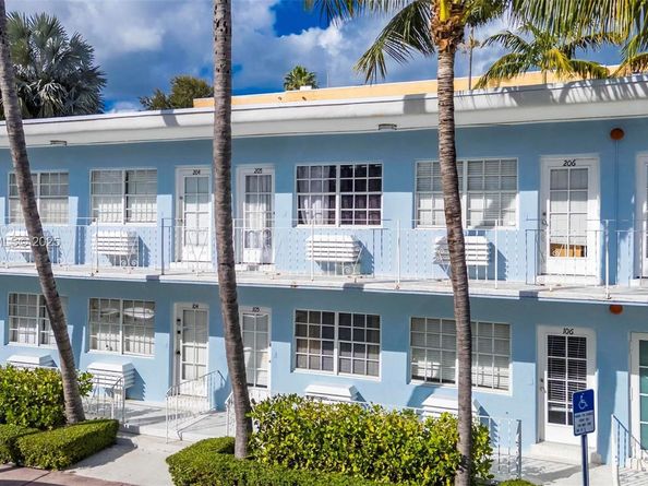 635 8th St 205, Miami Beach FL 33139