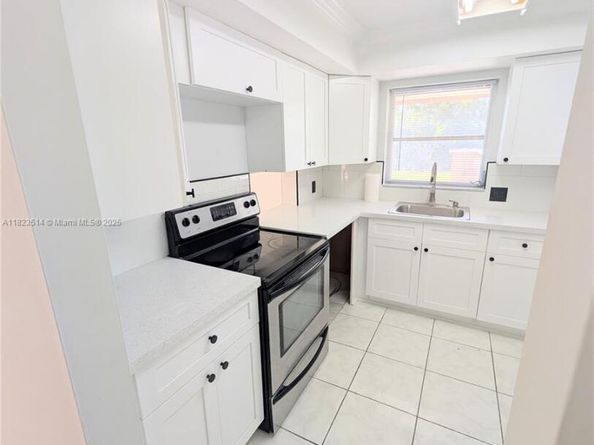 14901 SW 4th St 9A, Pembroke Pines FL 33027