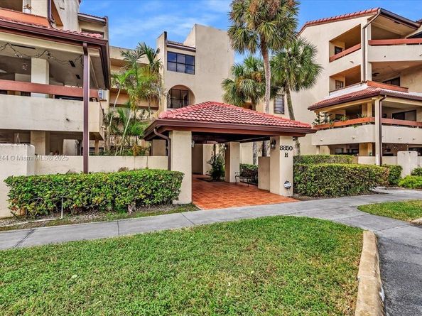 8850 SW 123rd Ct H201, Miami FL 33186