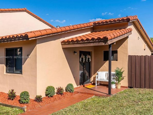 3815 SW 82nd Ave 41, Miami FL 33155