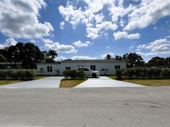 14801 NW 5th Ave, Miami FL 33168