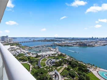 50 Biscayne Blvd