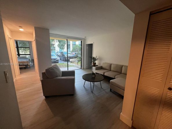 11750 SW 18th St 1251, Miami FL 33175