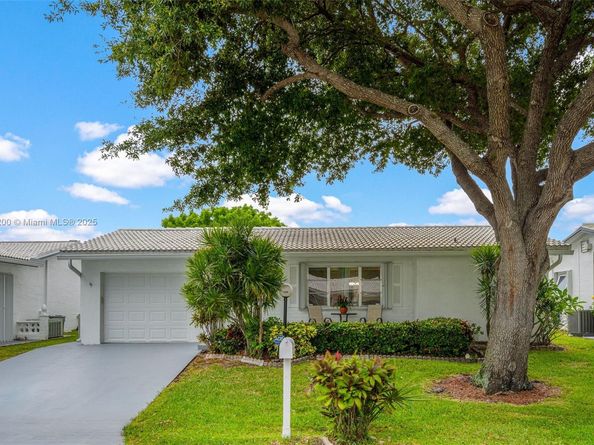 1110 NW 90th Way, Plantation FL 33322