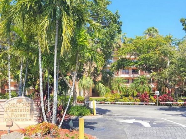7451 NW 16th St 207, Plantation FL 33313