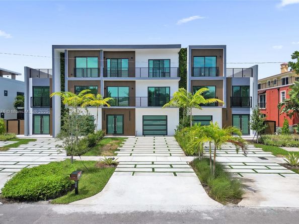 1825 NE 26th Ave, Fort Lauderdale FL 33305