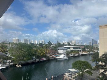 2903 N Miami Beach Blvd